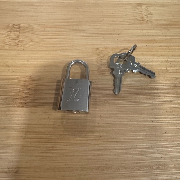 Louis Vuitton Jewelry - Authentic Louis Vuitton Silver Padlock with Keys